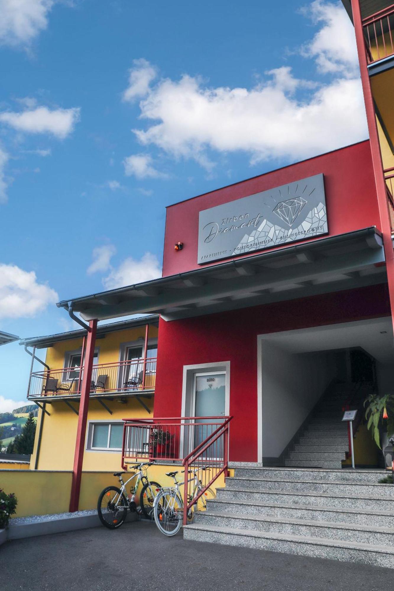 Zirben Diamant Rooms & Dogs Obdach المظهر الخارجي الصورة