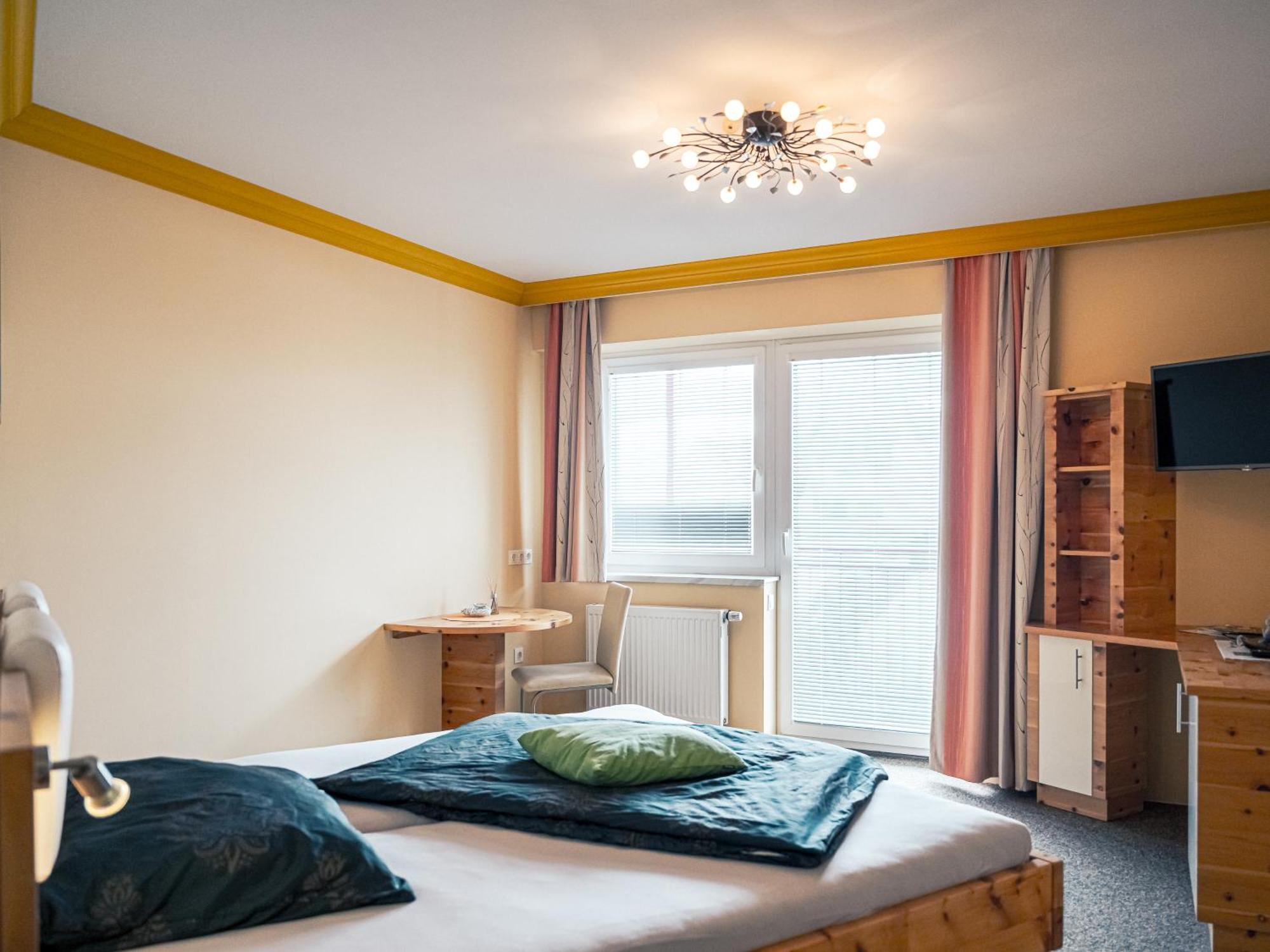 Zirben Diamant Rooms & Dogs Obdach المظهر الخارجي الصورة